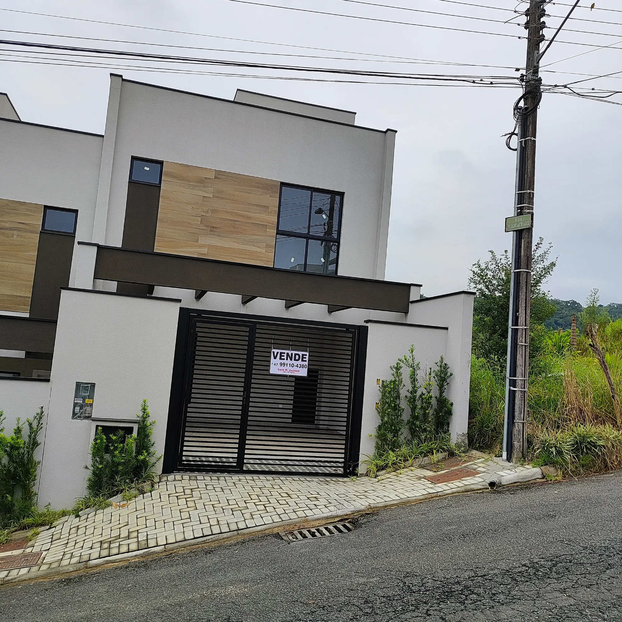 Sobrado c/3 suítes - foto 1