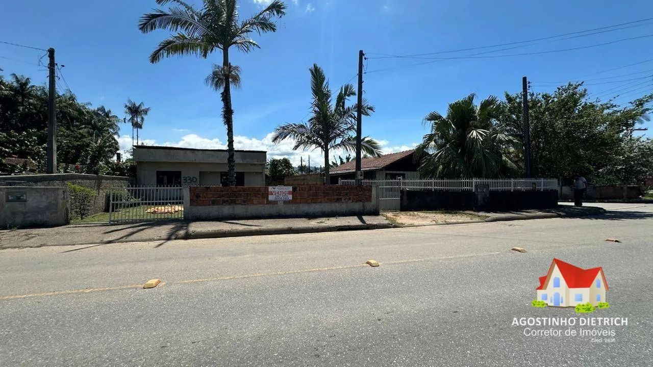 Terreno de Esquina C/Area de 562,00 m2 (Asfaltado e Murado)+ Residencias No Bairro Cubatao! — foto 5