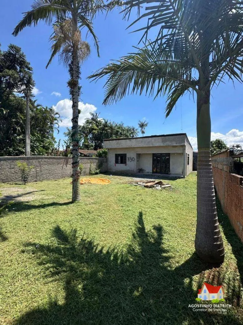 Terreno de Esquina C/Area de 562,00 m2 (Asfaltado e Murado)+ Residencias No Bairro Cubatao! — foto 6