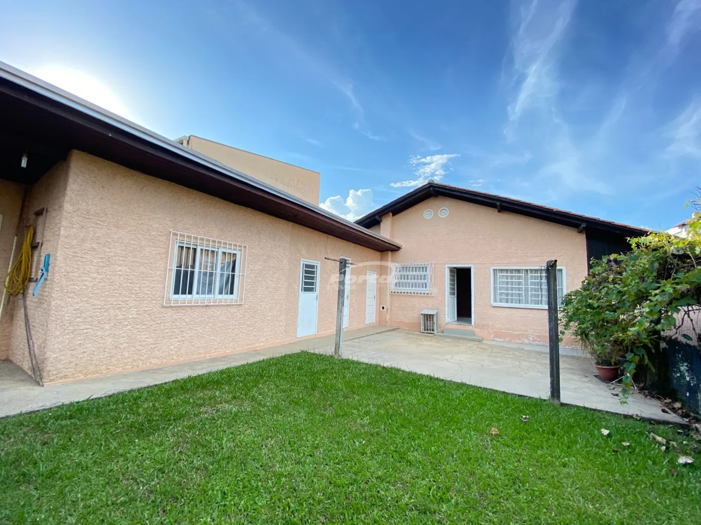 Casa com edícula, mobiliada disponível para locação no Bairro Itoupava Norte, Blumenau/SC. — foto 2