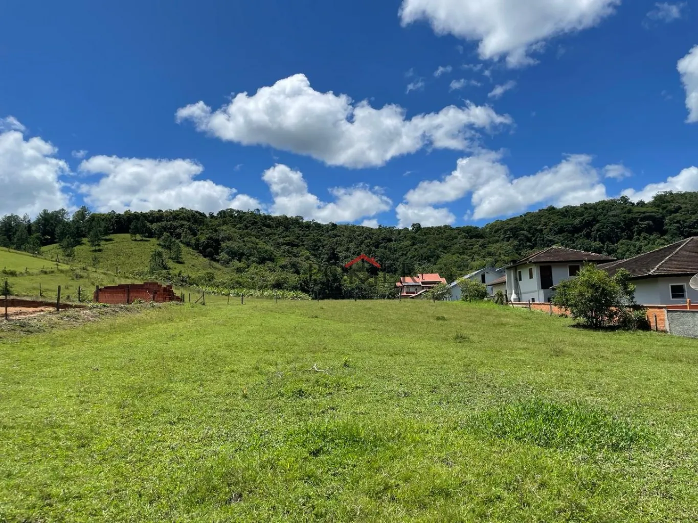 Lindo terreno na Rota do Enxaimel em Testo Alto na cidade de Pomerode com 9.192,45m. — foto 3