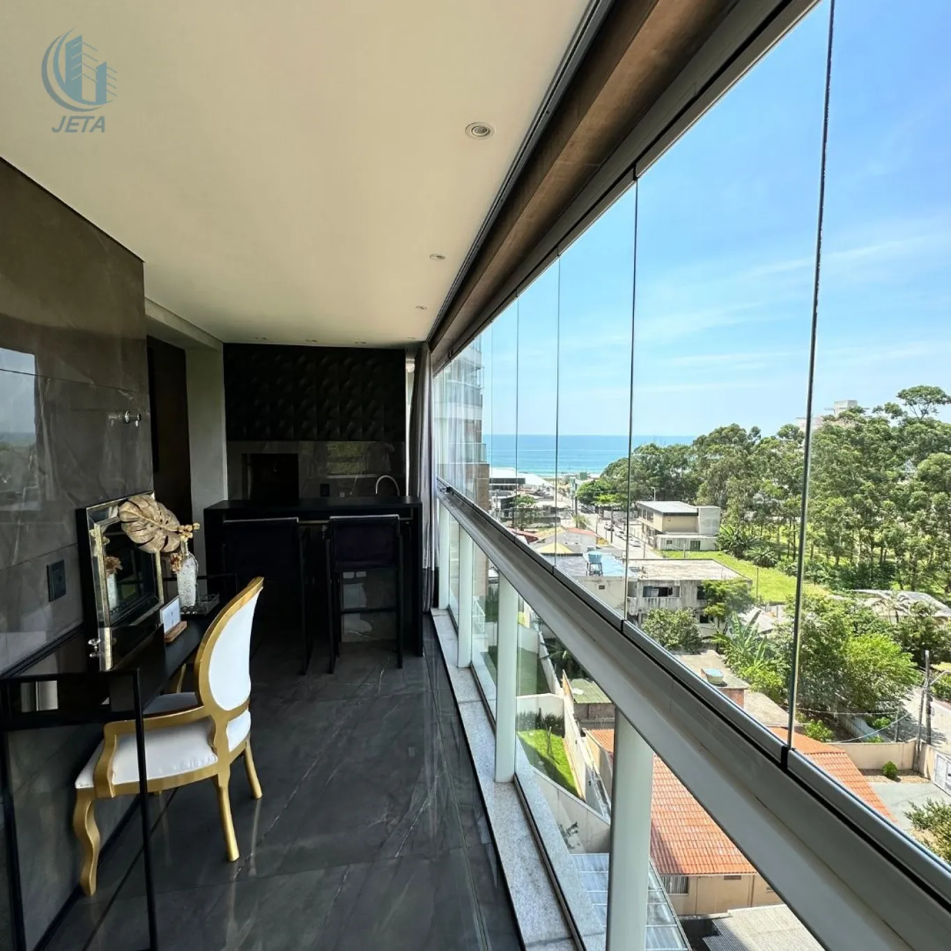 IMÓVEL TOTALMENTE MOBILIADO NO LITORAL - VISTA MAR — foto 7