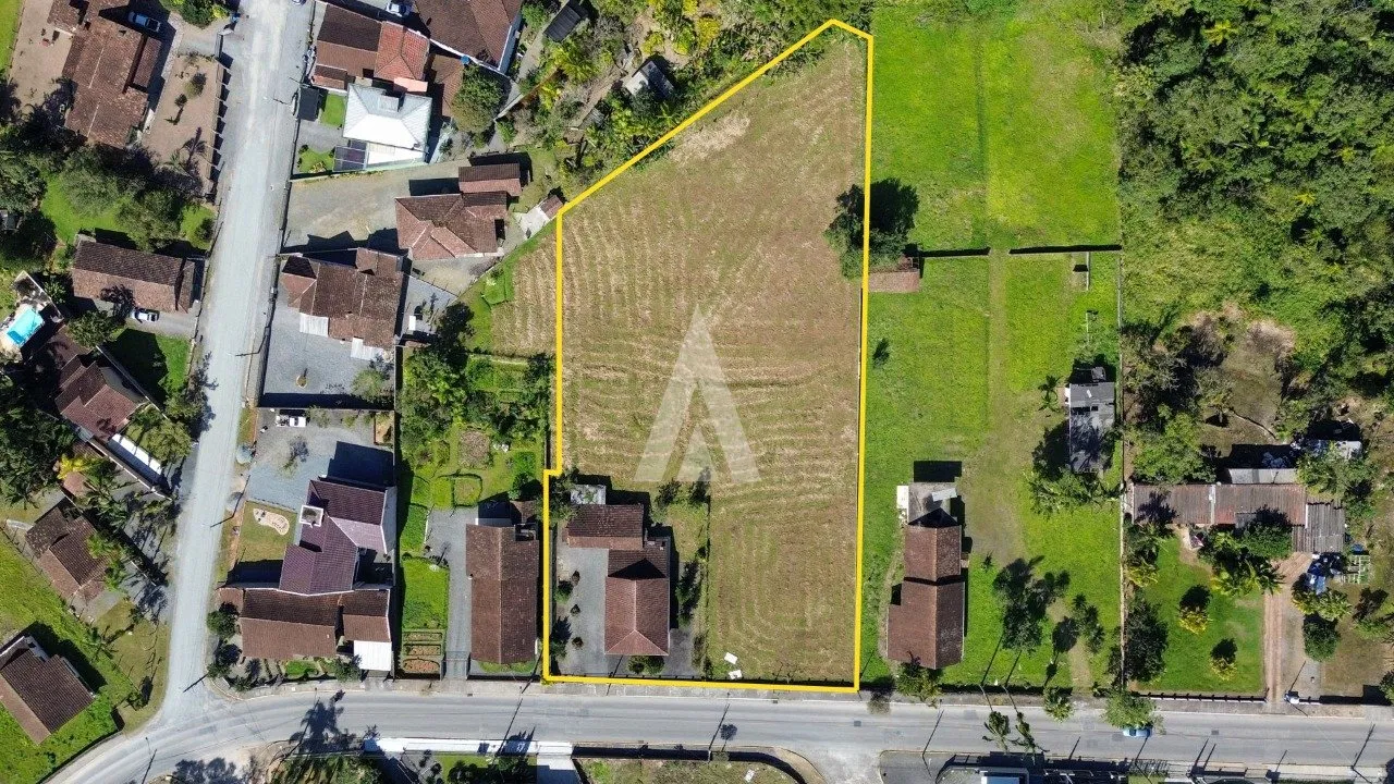 Terreno à venda no bairro Pirabeiraba em Joinville, por R$ 3.300.000.00. - foto 1