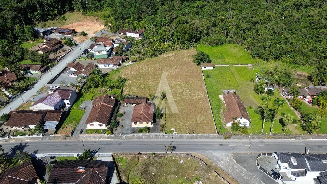 Terreno à venda no bairro Pirabeiraba em Joinville, por R$ 3.300.000.00. — foto 3