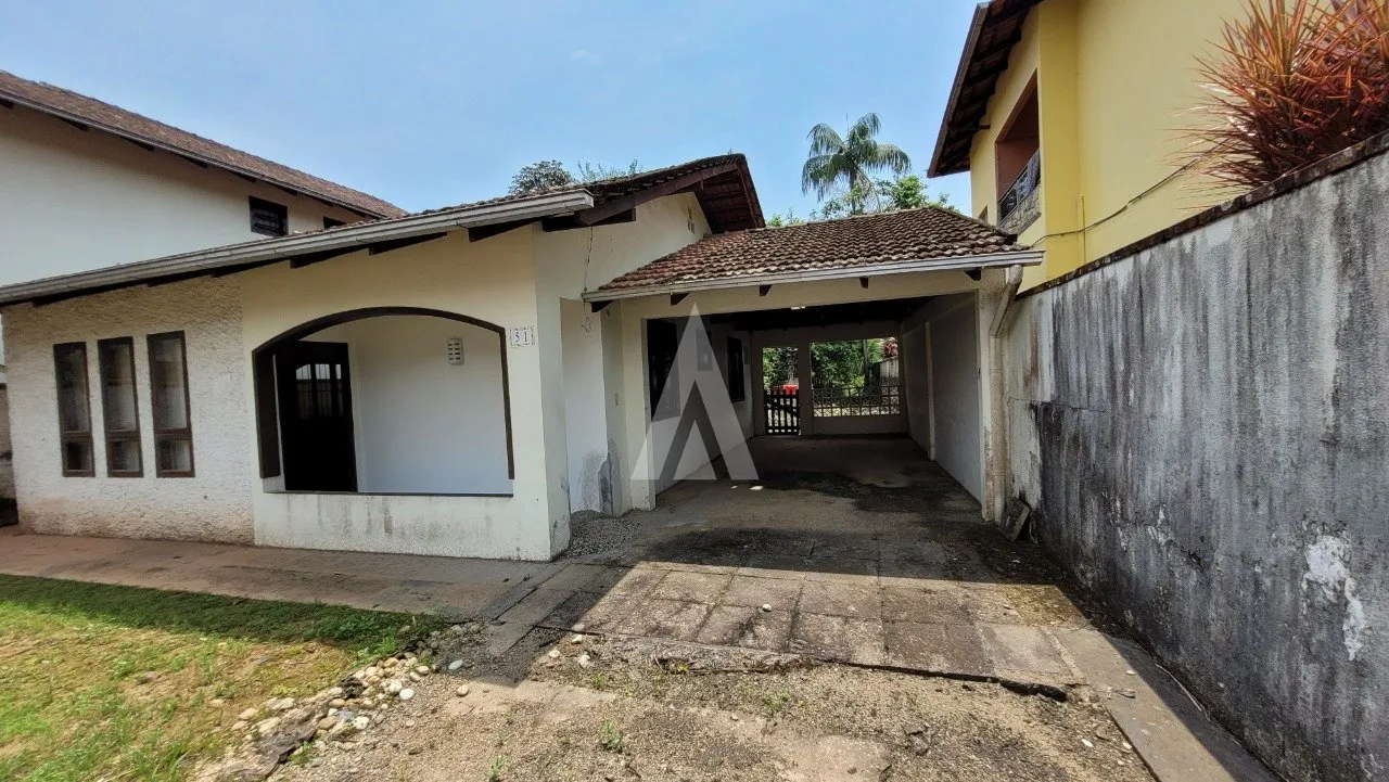 Terreno à venda no bairro Santo Antônio em Joinville, por R$ 499.000.00. — foto 3