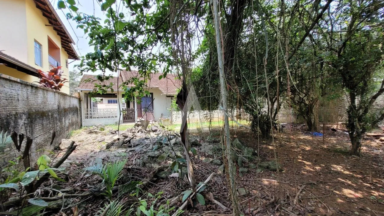 Terreno à venda no bairro Santo Antônio em Joinville, por R$ 499.000.00. - foto 1