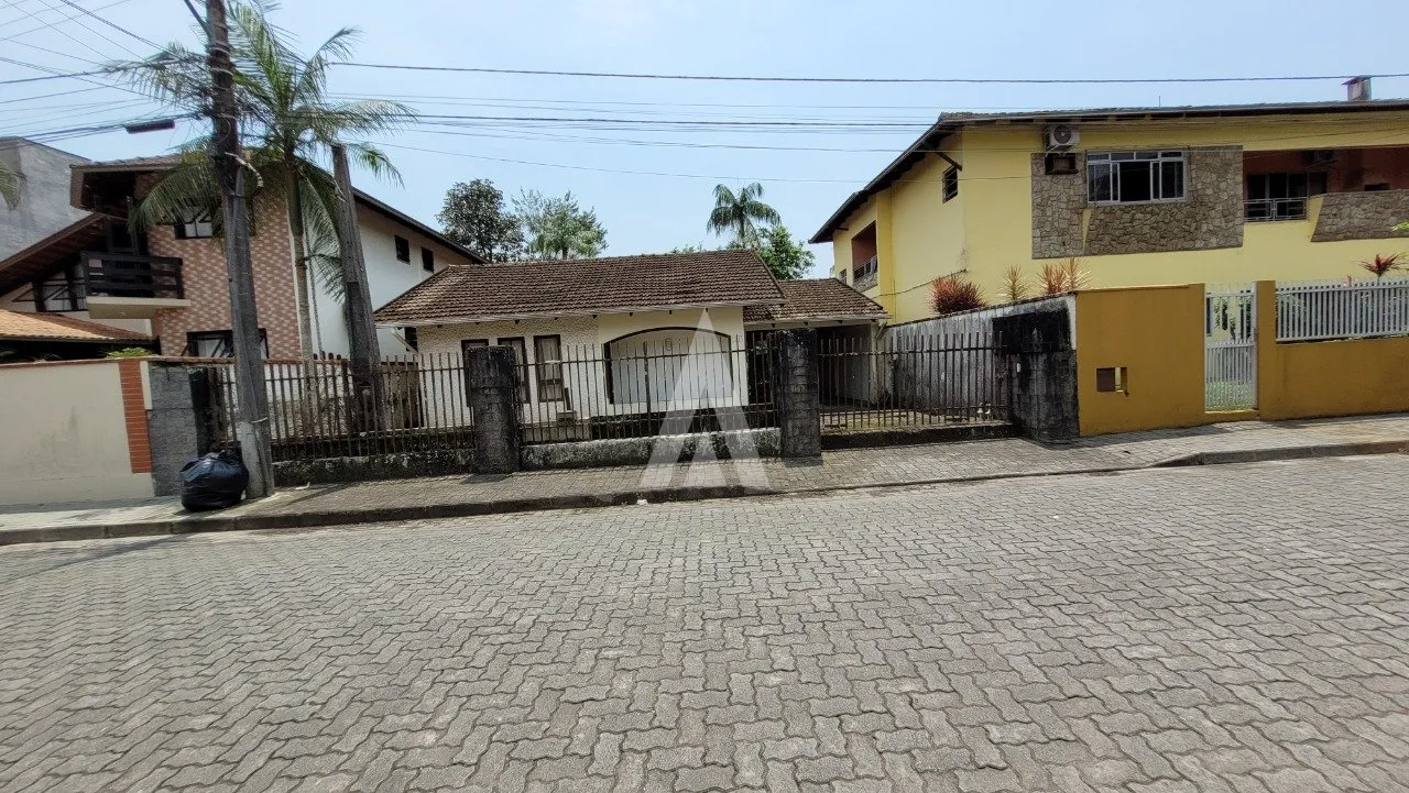 Terreno à venda no bairro Santo Antônio em Joinville, por R$ 499.000.00. — foto 2