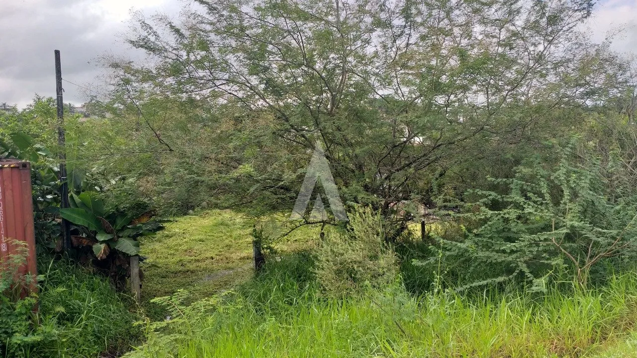 Terreno à venda no bairro Floresta em Joinville, por R$ 400.000.00. — foto 2