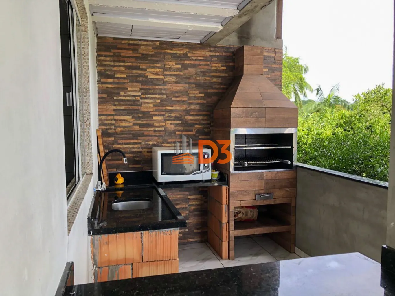 Ampla casa com três dormitórios na Fortaleza. — foto 6