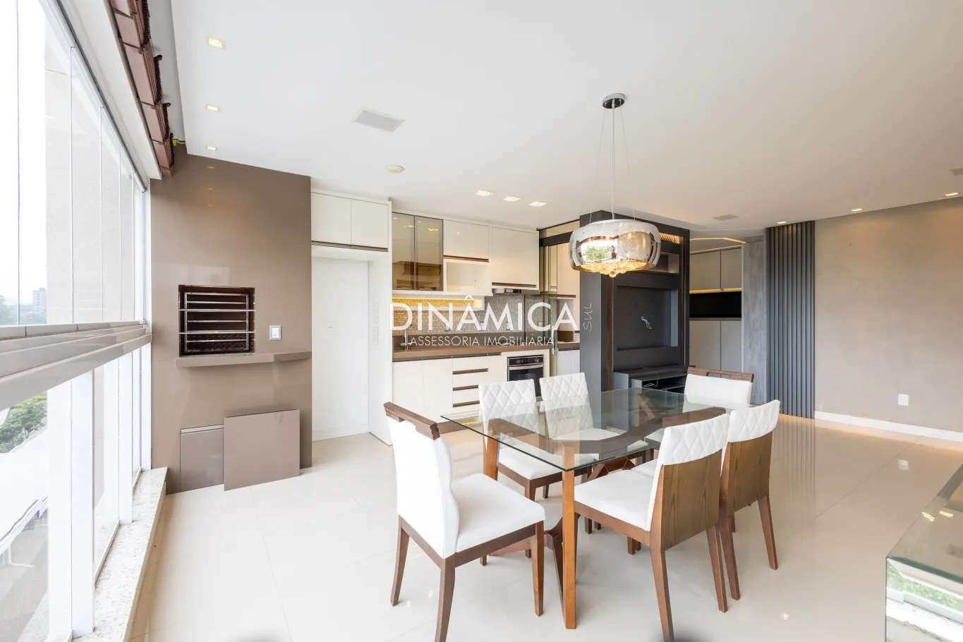 Encantador apartamento mobiliado no bairro Nações em Timbó! — foto 3