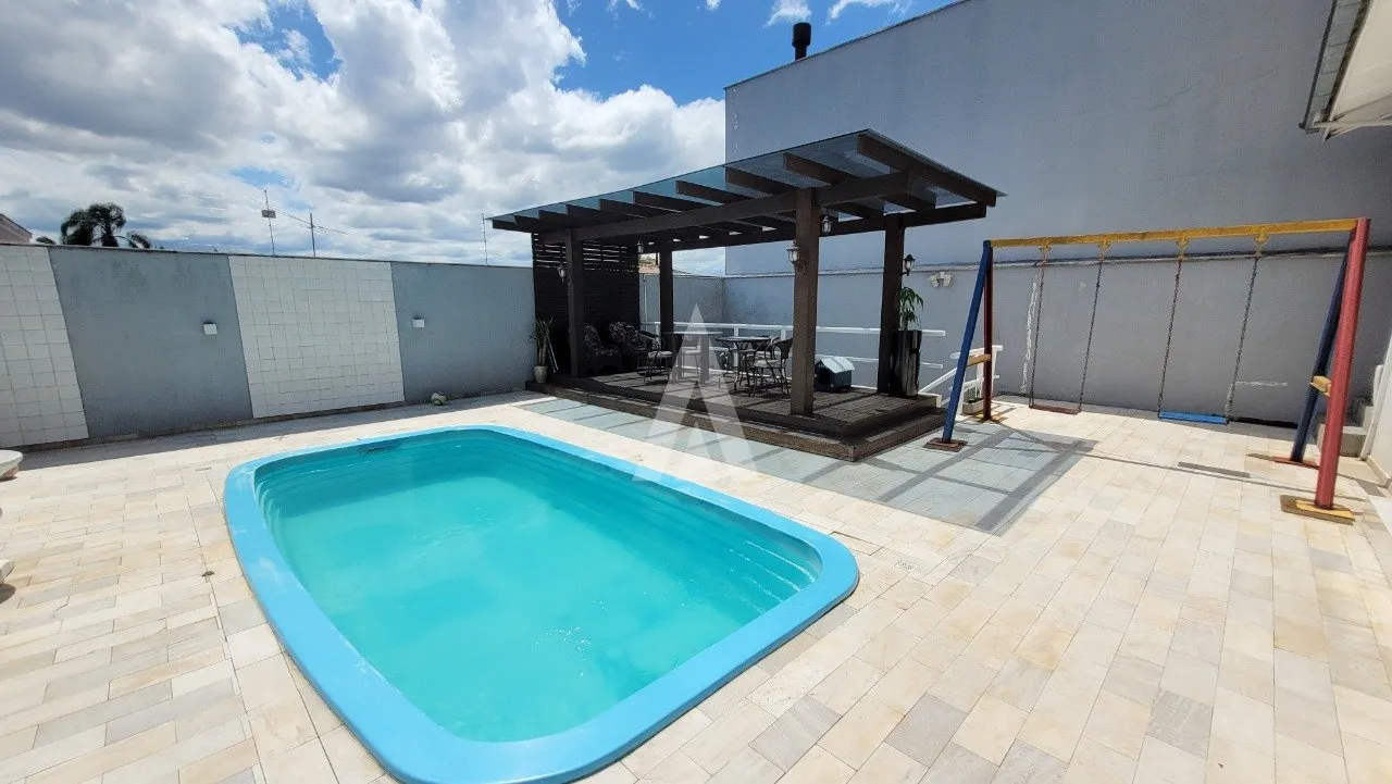 Sobrado com 3 suíte(s) mais 1 quarto(s) à venda no bairro Saguaçu em Joinville, por R$ 1.490.000,00. — foto 5