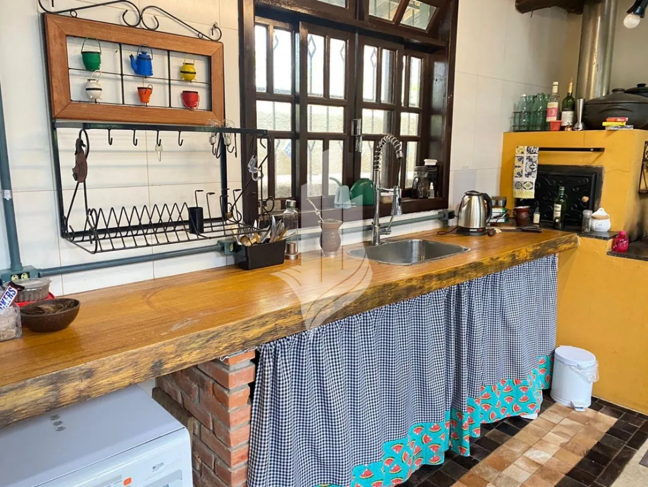 Sítio com 33.000m com potencial turístico, Casa, Lagoa, Galpão. — foto 2