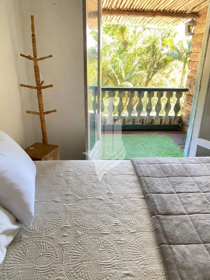 Sítio com 33.000m com potencial turístico, Casa, Lagoa, Galpão. — foto 7