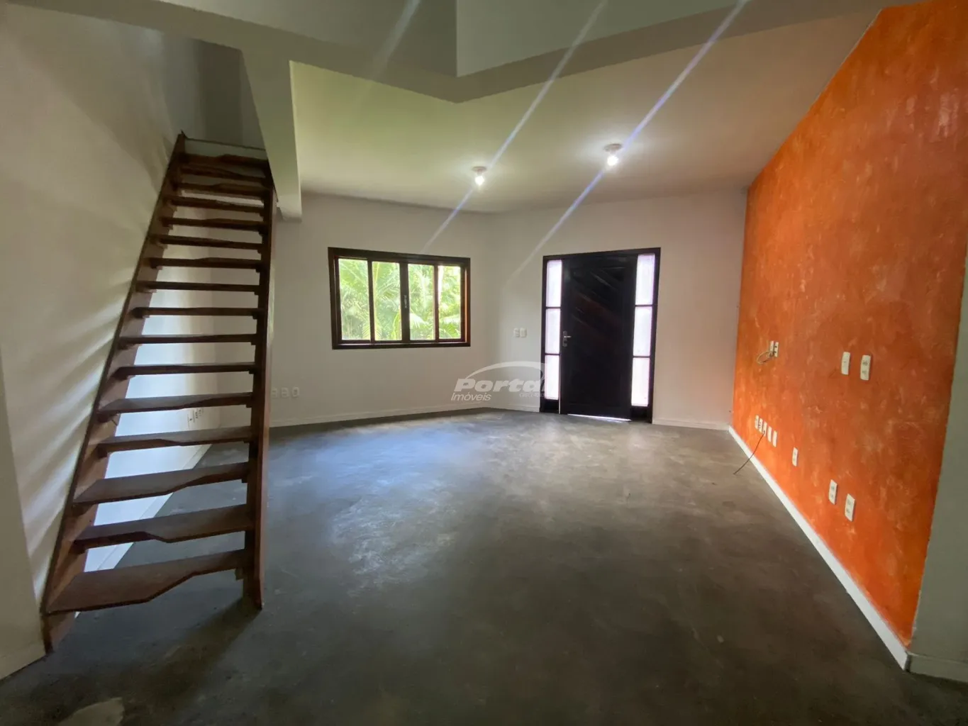 Casa · para alugar · 3 quartos · 200m² · Salto Weissbach, Blumenau