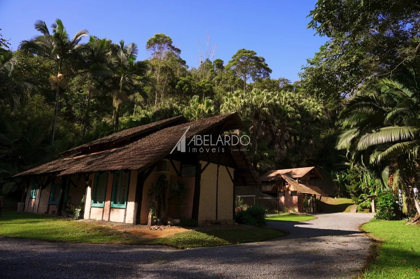 Cada espaço foi cuidadosamente mobiliado e equipado, garantindo uma estadia tranquila e sem preocupações. Seja para morar, passar as férias ou como um investimento de aluguel - mergulhe na natureza sem abrir mão do conforto! — foto 5