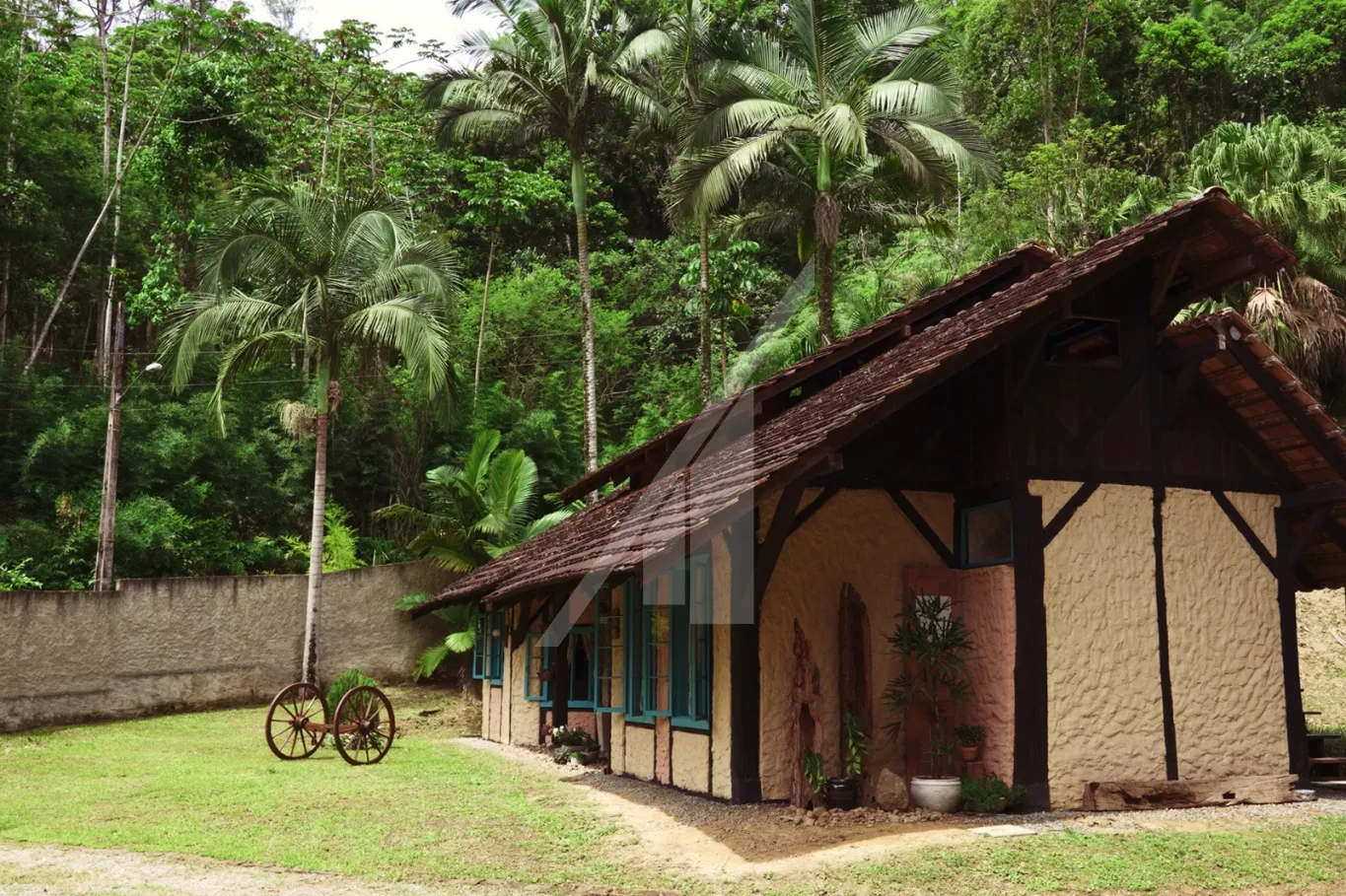 Cada espaço foi cuidadosamente mobiliado e equipado, garantindo uma estadia tranquila e sem preocupações. Seja para morar, passar as férias ou como um investimento de aluguel - mergulhe na natureza sem abrir mão do conforto! — foto 5