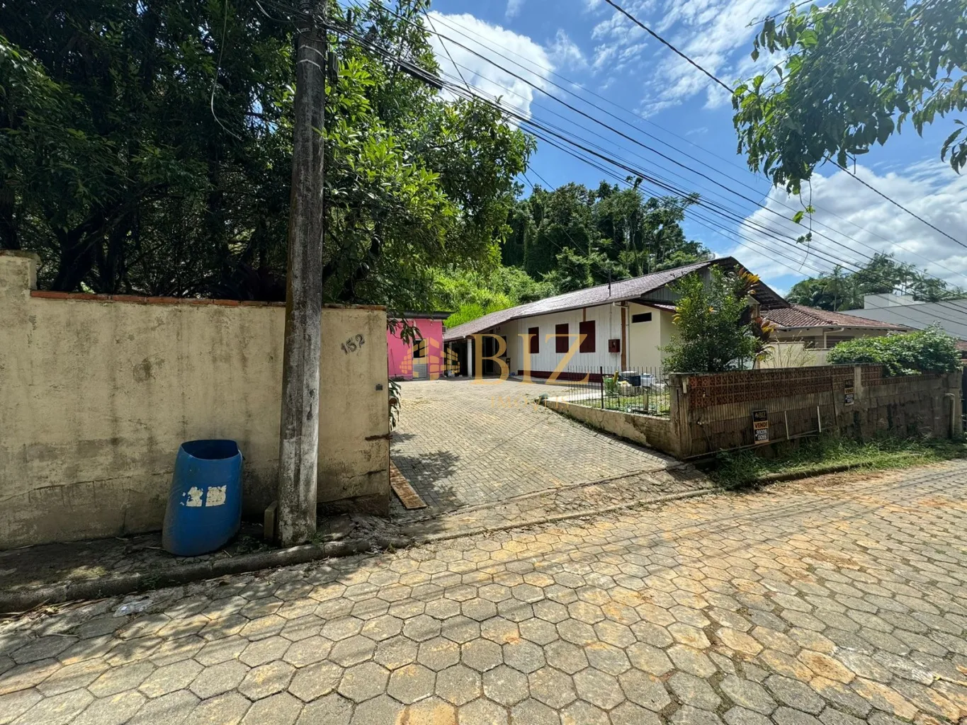 Terreno com 900m de área, totalmente plano, na Escola Agrícola! — foto 2