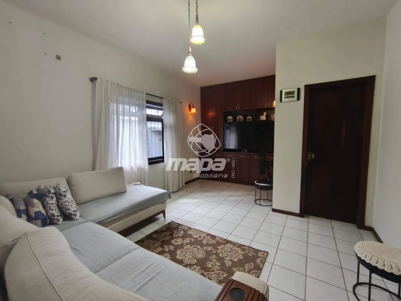 Linda casa de esquina a venda — foto 5
