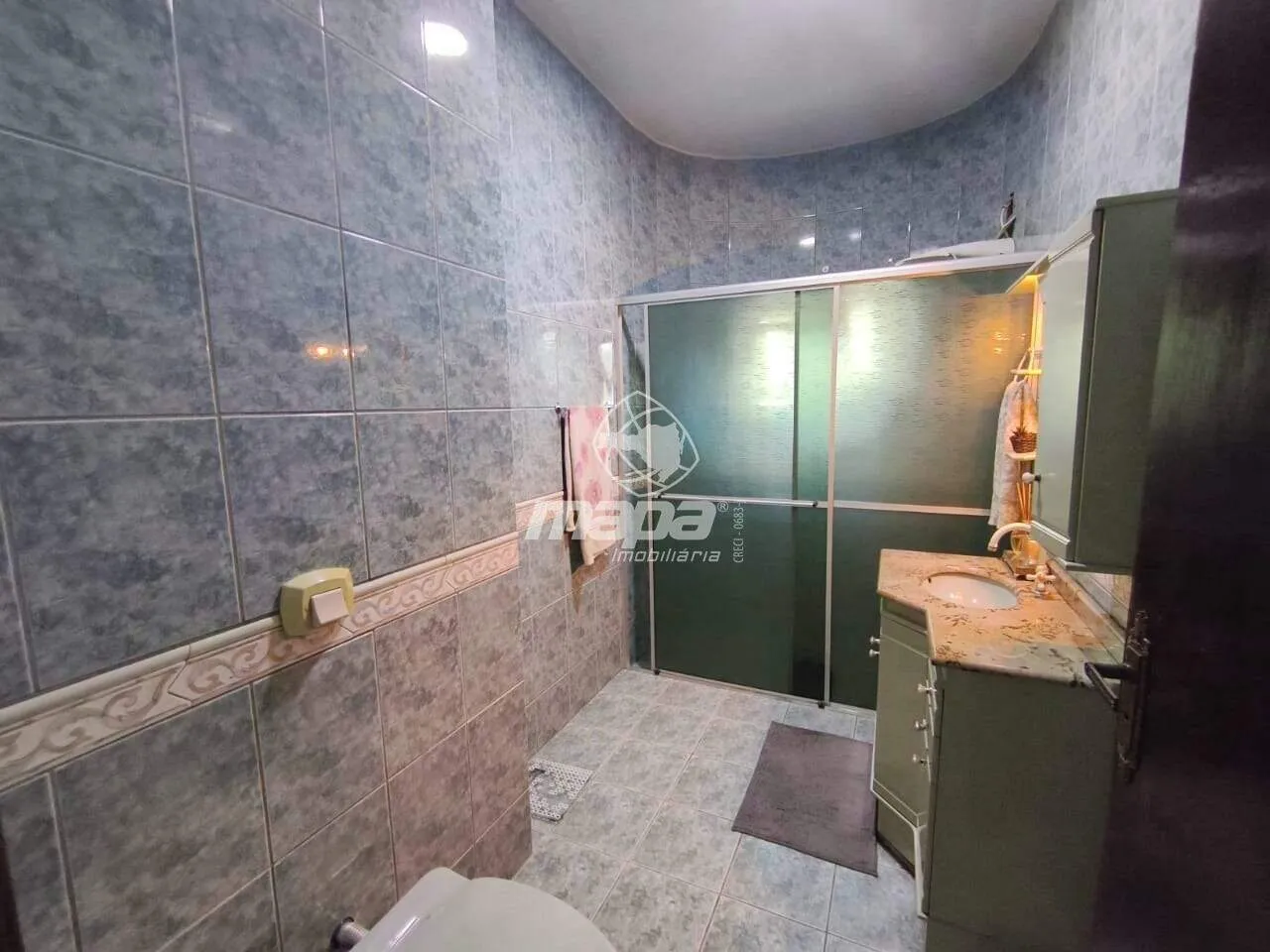 Linda casa de esquina a venda — foto 6