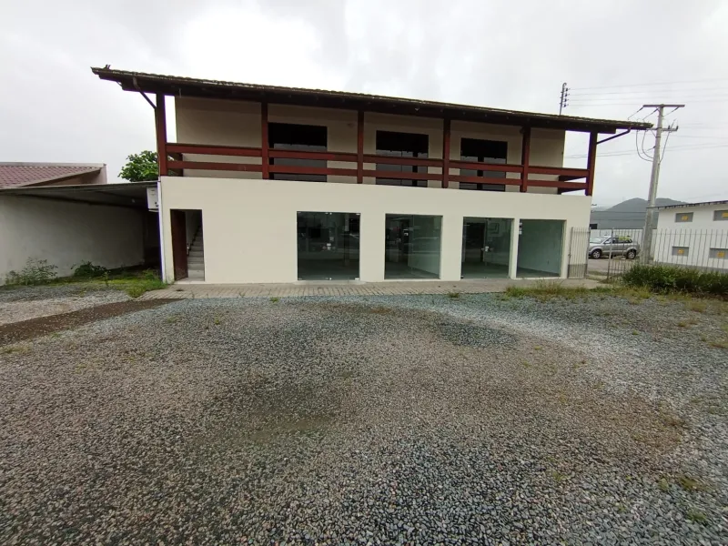Casa comercial Gaspar - foto 1