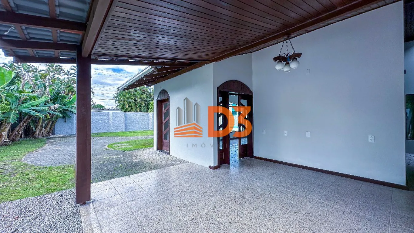 Bela casa de esquina com piscina em Ascurra/SC — foto 5