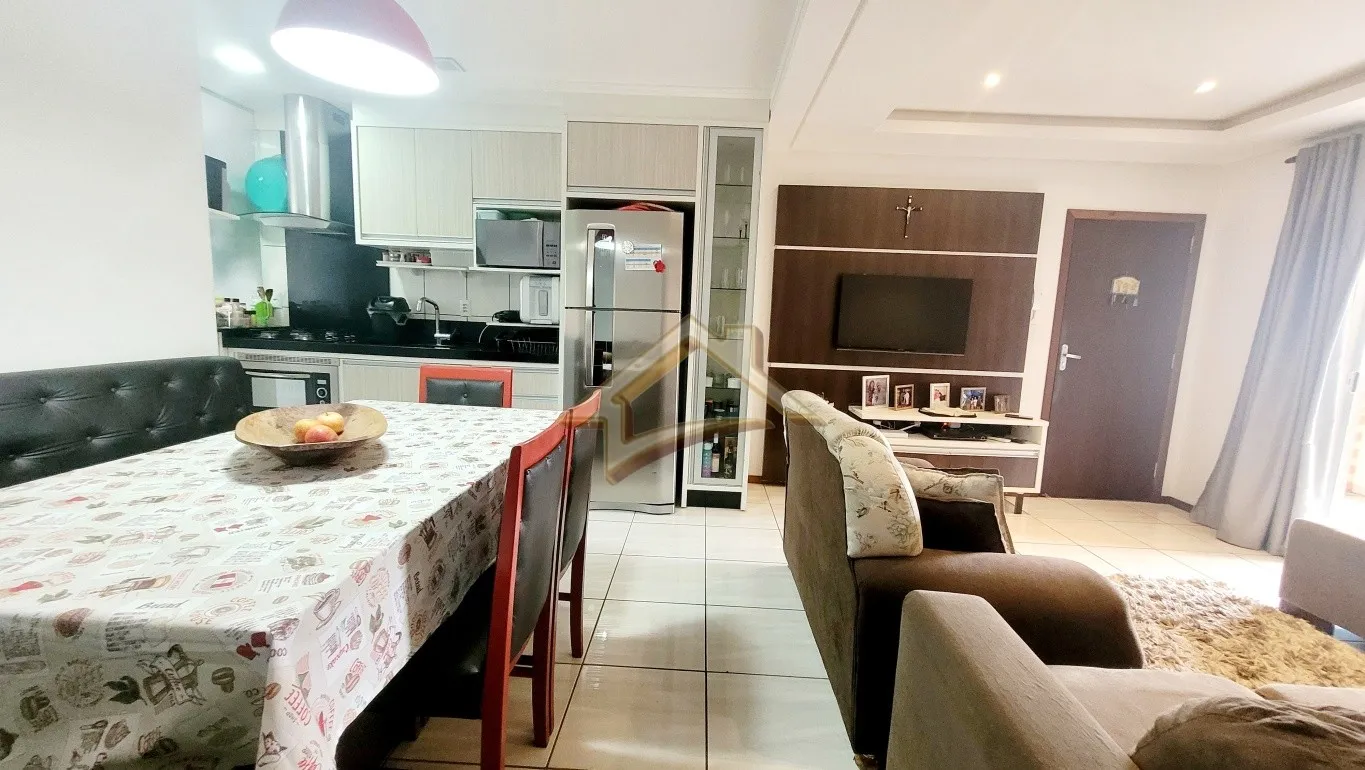 Apartamento semi mobiliado com três dormitórios no bairro Itoupavazinha! — foto 2