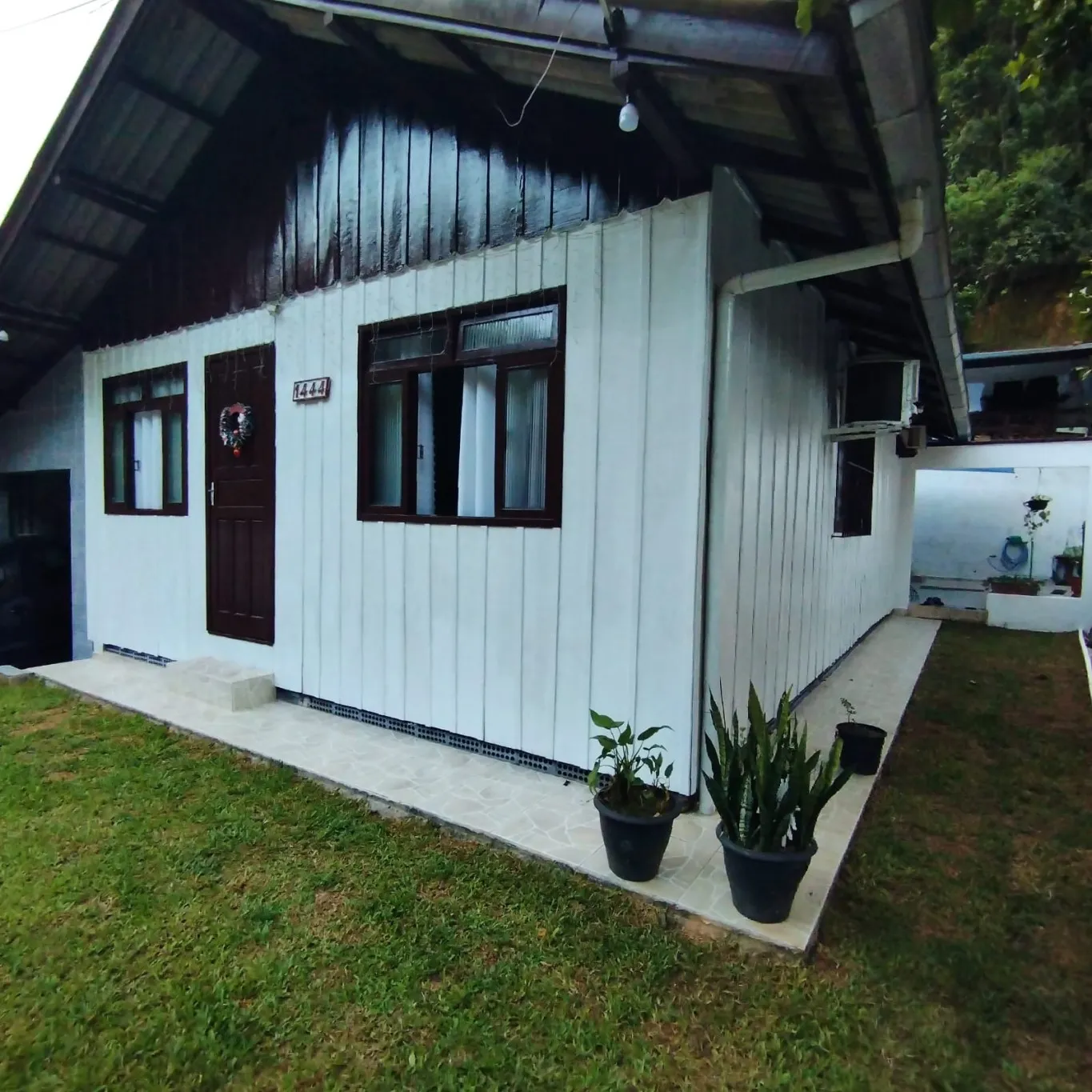 Casa a venda com 03 dormitórios no bairro Gloria/Blumenau-SC - foto 1