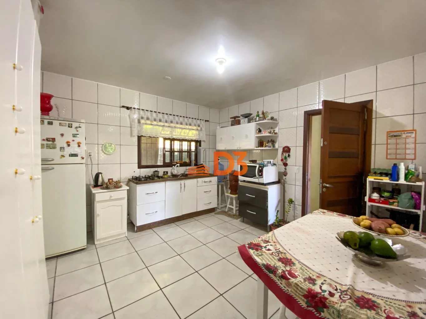 Excelente Casa com Amplo Espaço de Terreno na Fortaleza! — foto 4