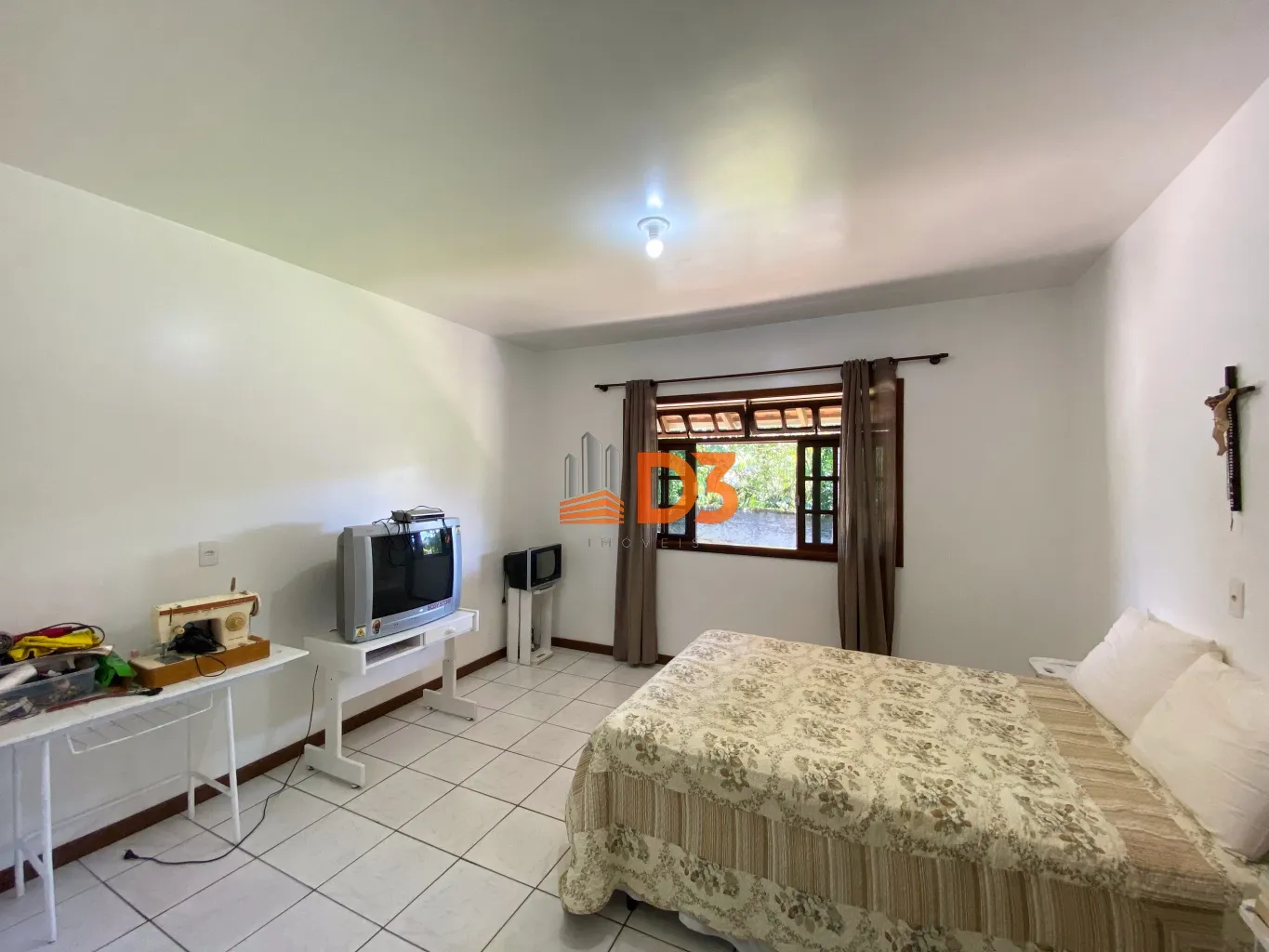 Excelente Casa com Amplo Espaço de Terreno na Fortaleza! — foto 6