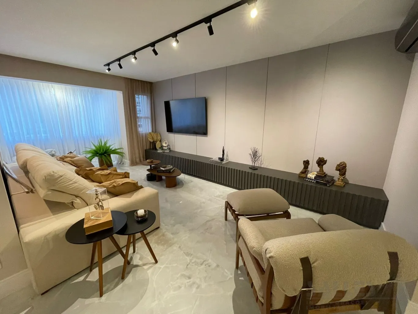 COBERTURA PLANA - BALNEÁRIO CAMBORIÚ - foto 1