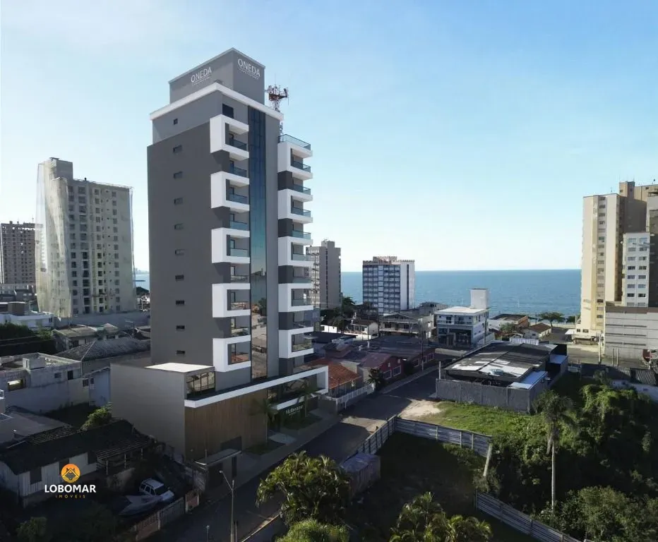 Cobertura em construção à apenas 170m do mar - Centro - Balneário Piçarras/SC! - foto 1