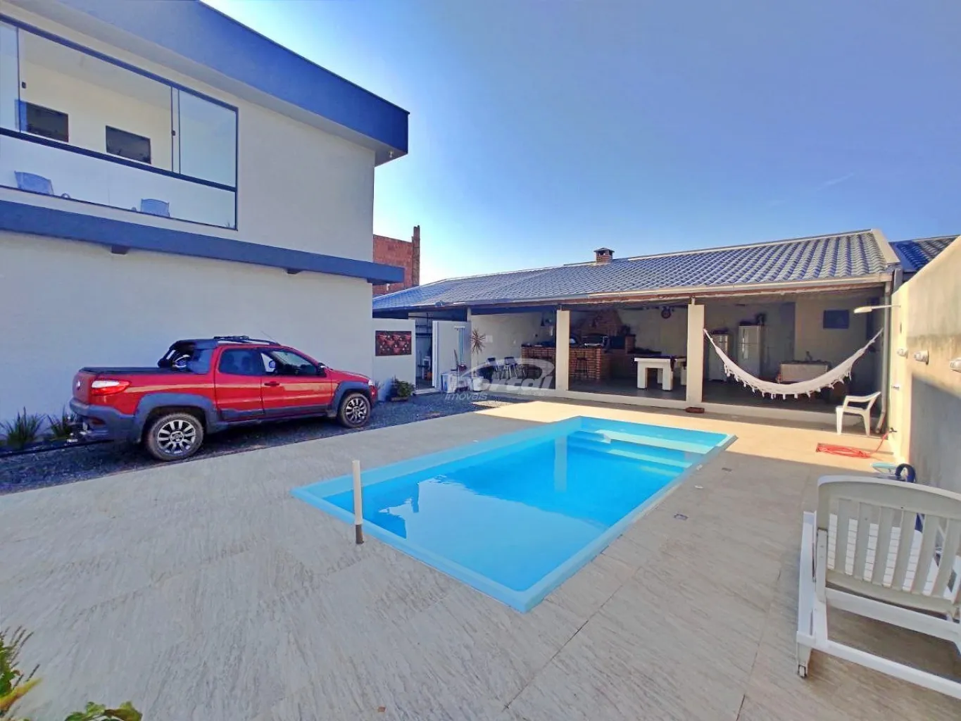 Casa estilo Sobrado com 2 dormitorios sendo 1 suite, bairro Quinta dos Açorianos em Barra Velha, distância da praia 3,7KM (18315) - foto 1