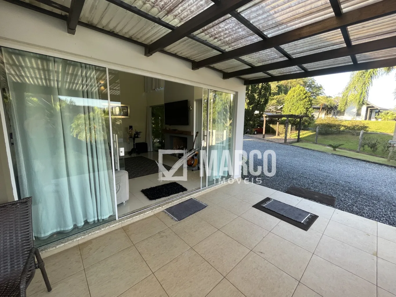 Oásis à beira da lagoa: Oportunidade única de investimento e lazer em Testo Alto — foto 4