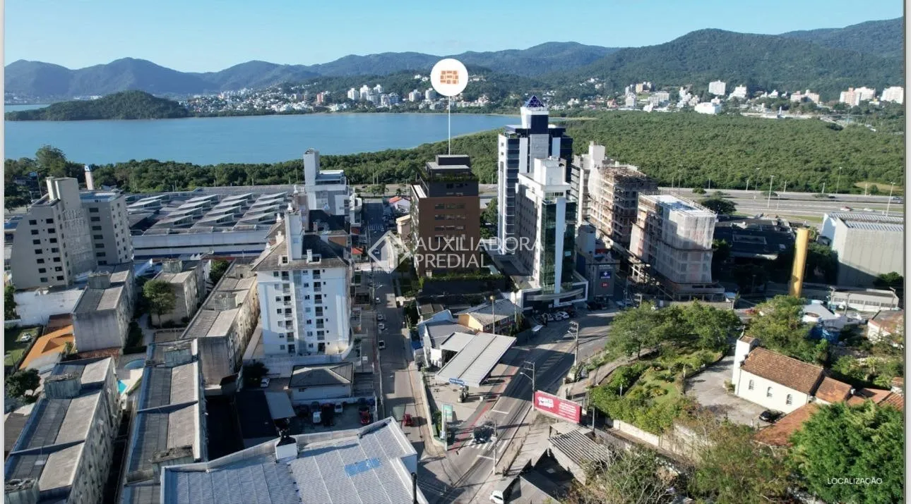 Apartamento à venda com 2 quartos, 104m² no Armação do Pântano do Sul, Florianópolis - foto 1