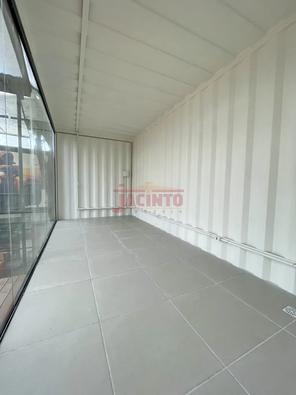 Sala Comercial com aproximadamente 14m no Bairro Fortaleza. — foto 2