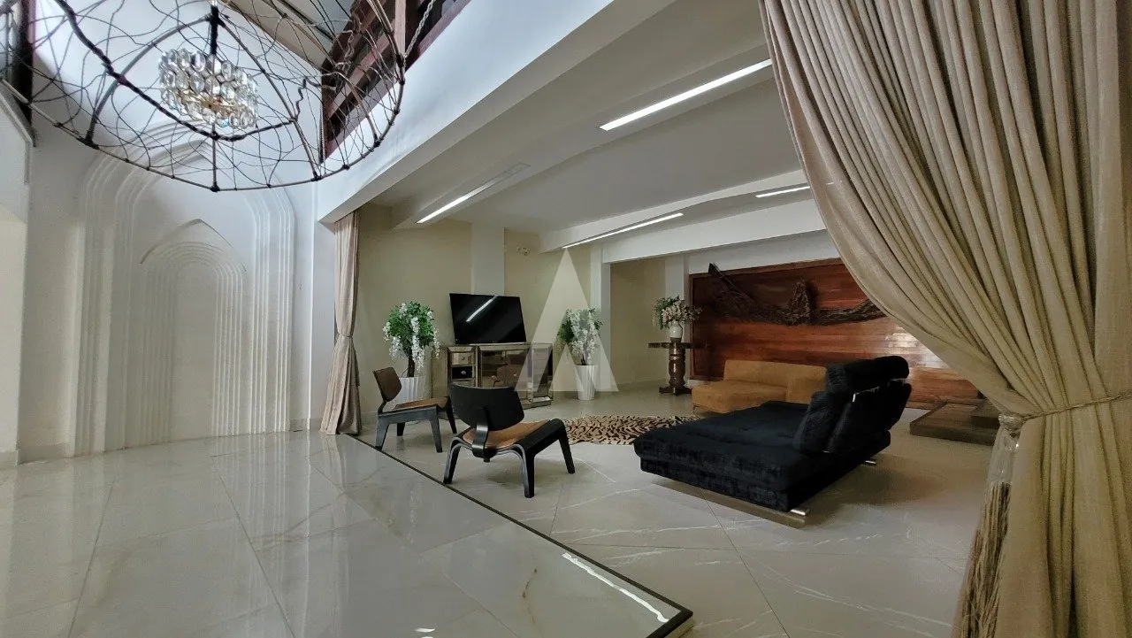 Sobrado com 2 suíte(s) mais 2 quarto(s) à venda no bairro Centro em São Francisco Do Sul, por R$ 3.990.000.00. — foto 2