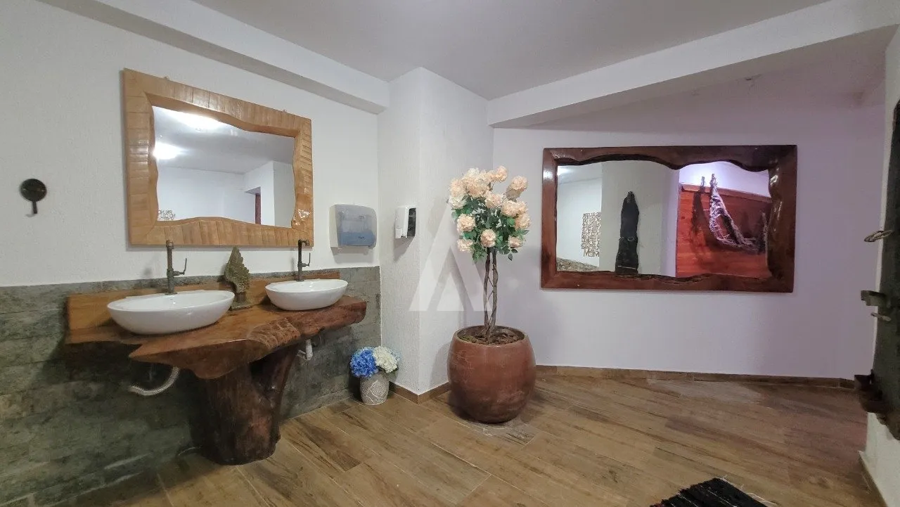 Sobrado com 2 suíte(s) mais 2 quarto(s) à venda no bairro Centro em São Francisco Do Sul, por R$ 3.990.000.00. — foto 6