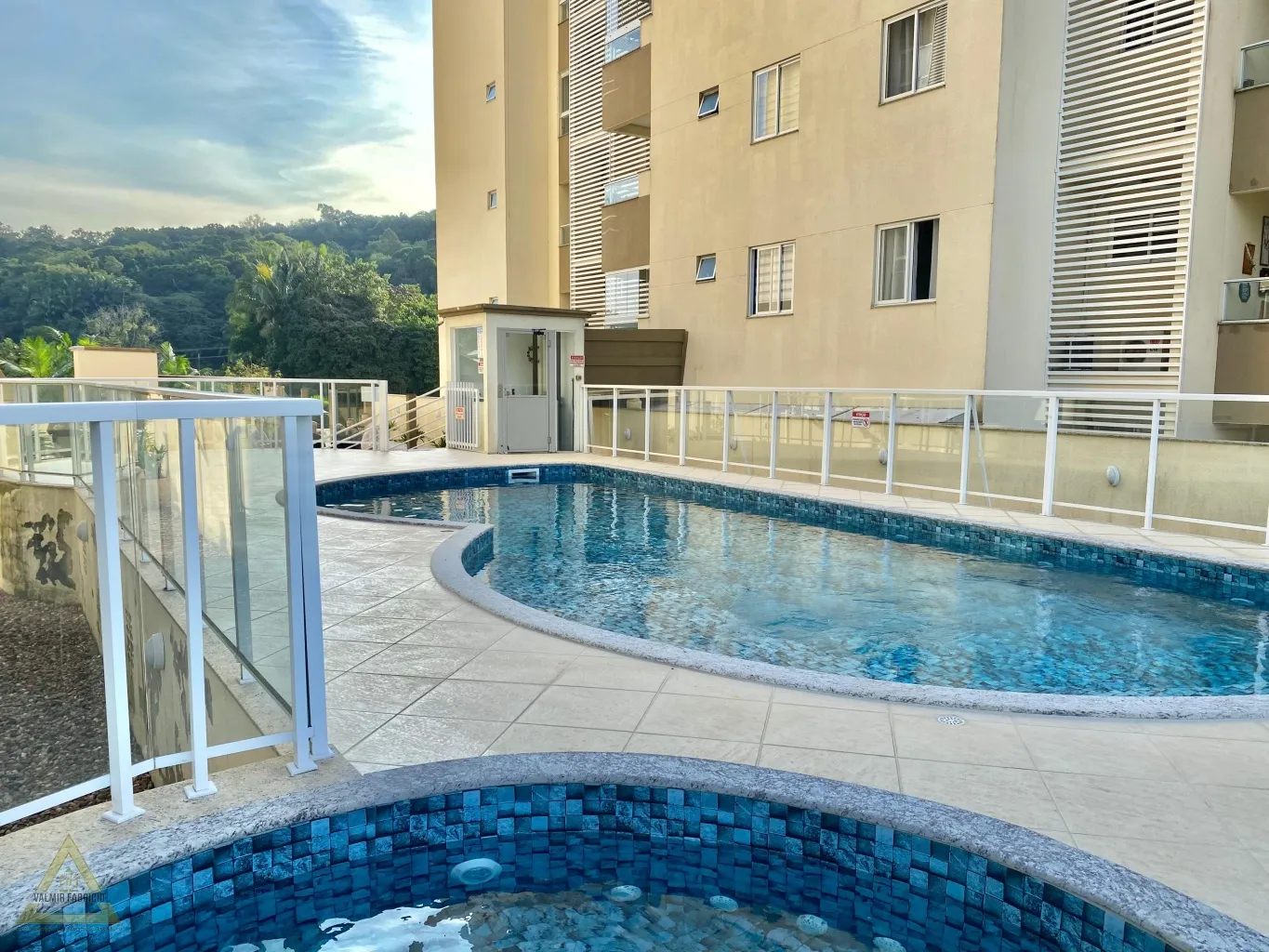Apartamento à venda com 2 quartos e 1 suíte, 1 vaga, 71m² no Itoupava Central, Blumenau - foto 1