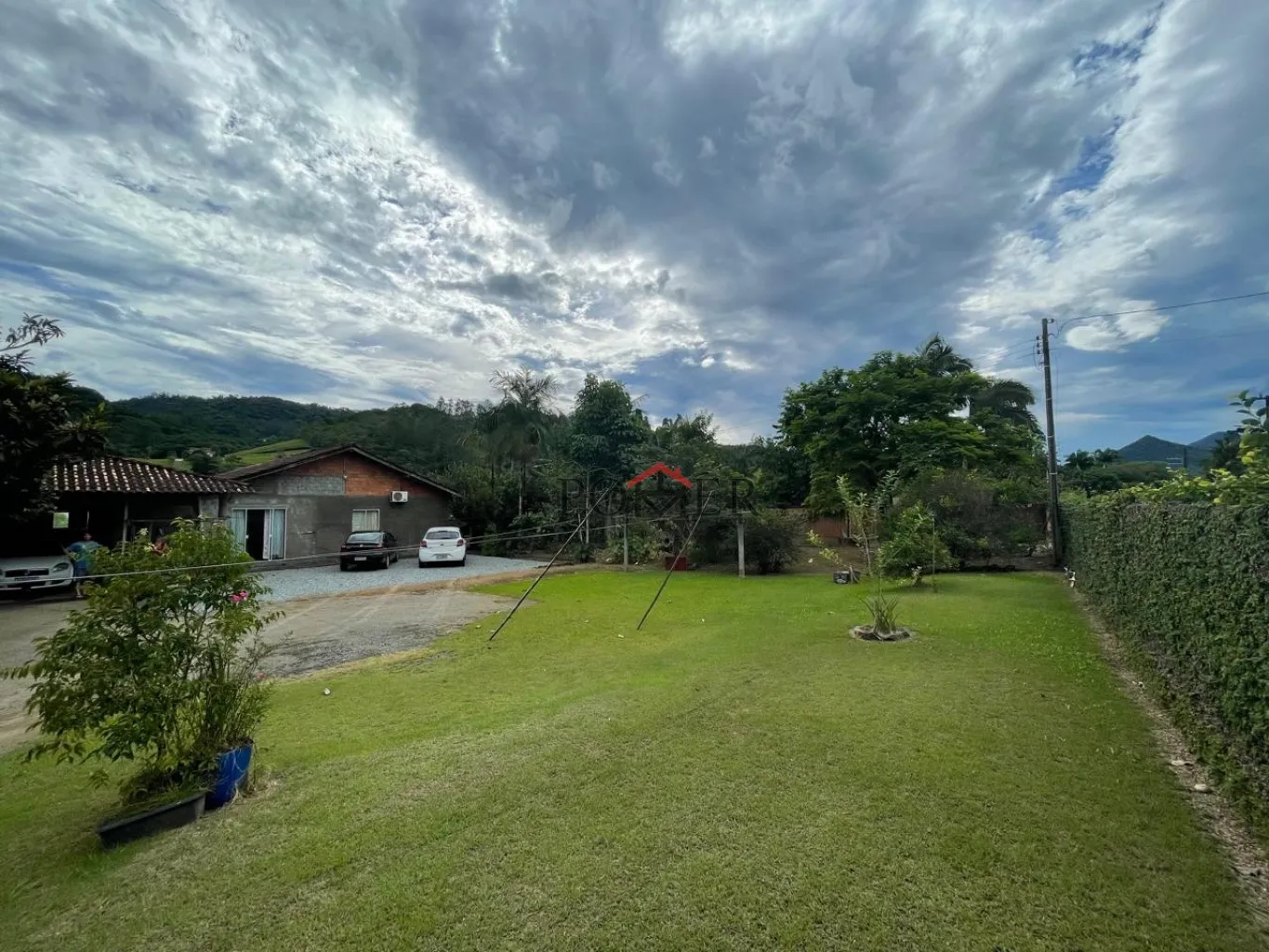 Oportunidade de terreno comercial ou residencial no início da Rota do Enxaimel no Bairro Testo Alto na cidade de Pomerode com 1.191,00m, fazendo frente em 40,00 metros. - foto 1
