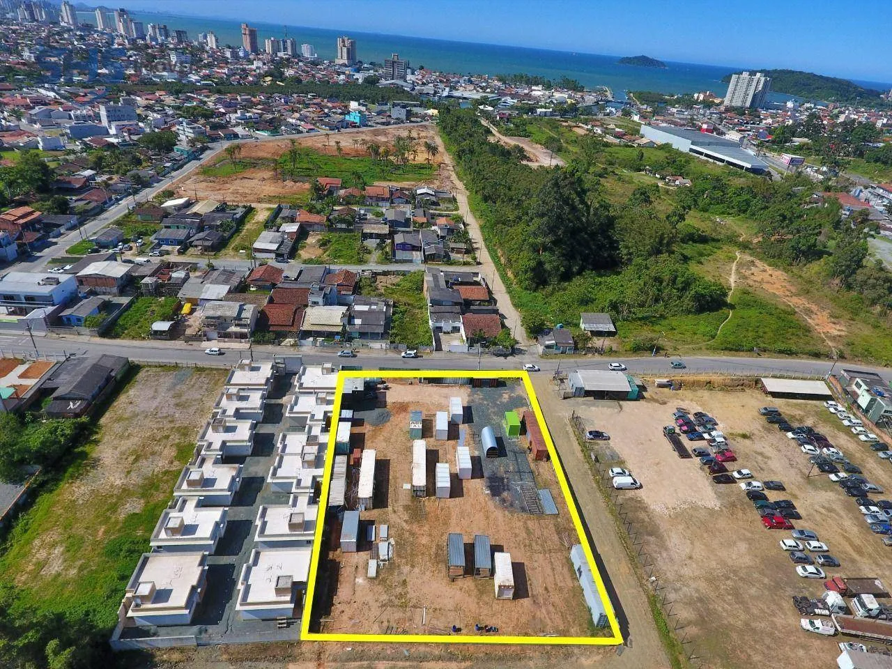 Terreno à venda, 3 m por R$ 3.800.000,00 - Nossa Senhora da Paz - Balneário Piçarras/SC - foto 1