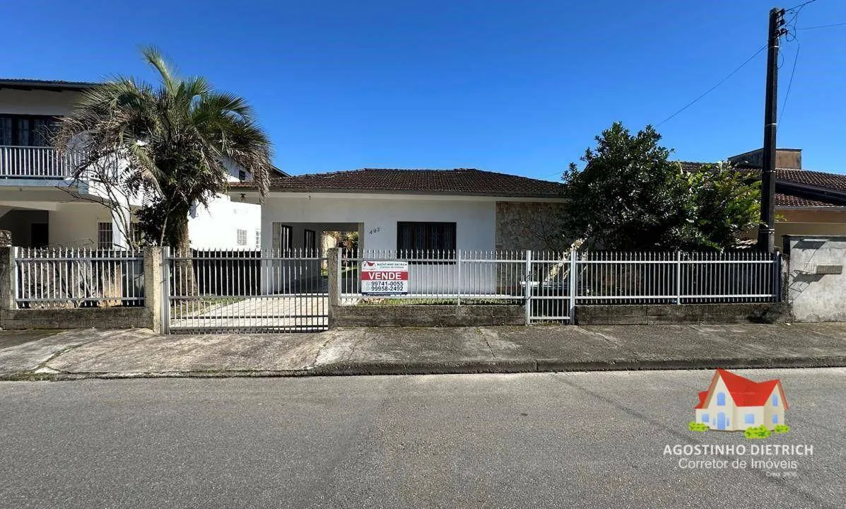 Residencia em Alvenaria C/laje + Terreno C/Area total de 343,00 m2 No Bairro Iririu! - foto 1