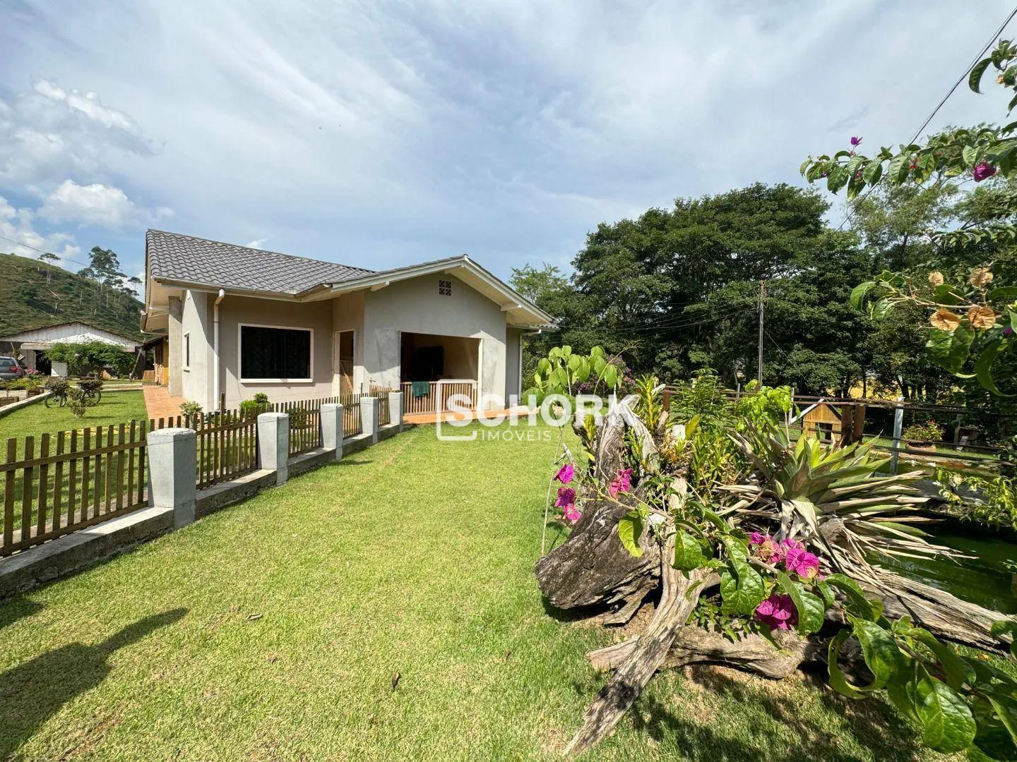 Sítio com 4 dormitórios à venda, 295000 m por R$ 1.200.000,00 - Centro - Doutor Pedrinho/SC - foto 1
