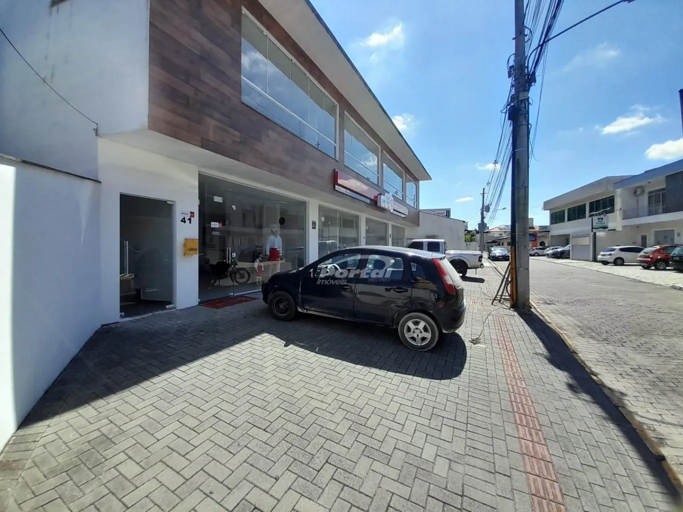 Sala comercial disponível para locação no bairro Sete de Setembro - Gaspar/SC - foto 1