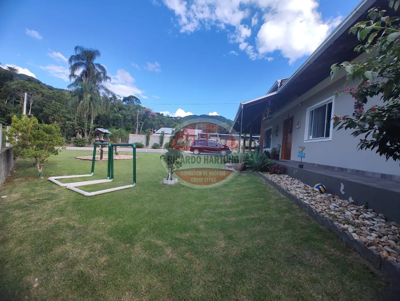 Linda Chácara, localizada em Gaspar, no bairro Gaspar Alto — foto 3