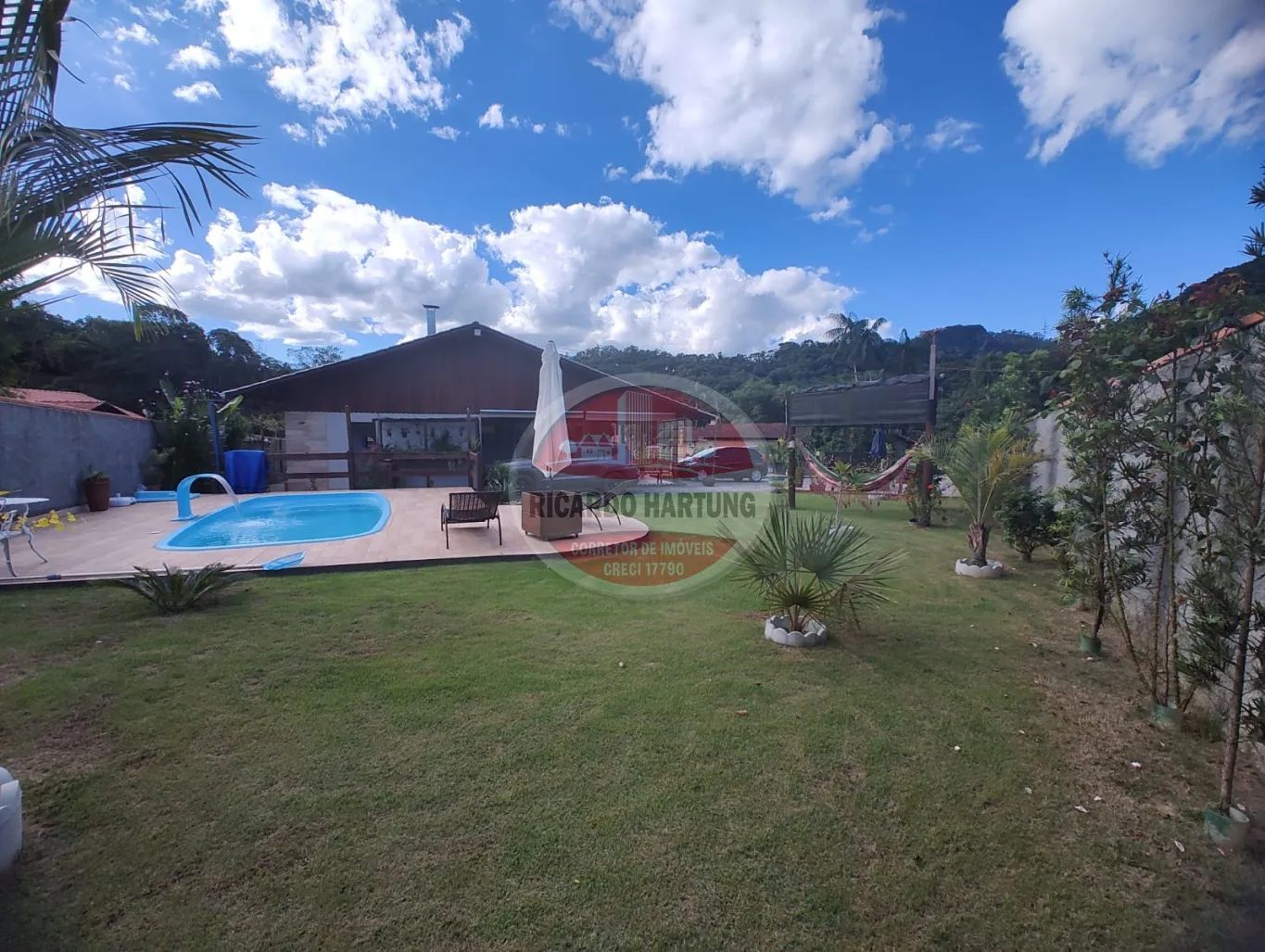 Linda Chácara, localizada em Gaspar, no bairro Gaspar Alto — foto 5