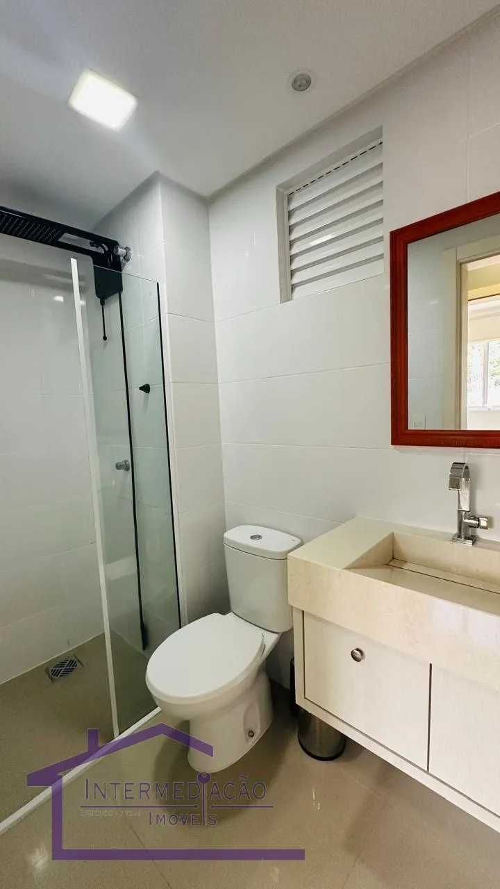 Apartamento no Bairro Agua Verde, com 02 dormitórios, 2 banheiros, 2 vagas, semi mobiliado — foto 7