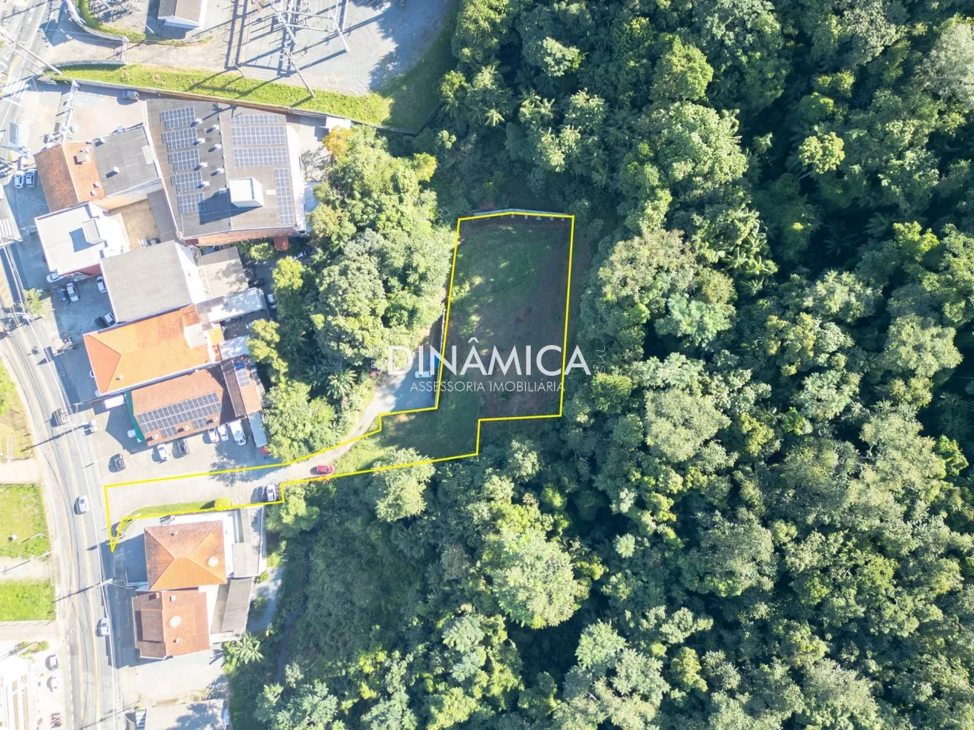 Terreno de 2.440 m2 à venda no bairro da Velha com projeto aprovado para 11 sobrados de alto padrão e/ou 35 pavimentos - foto 1
