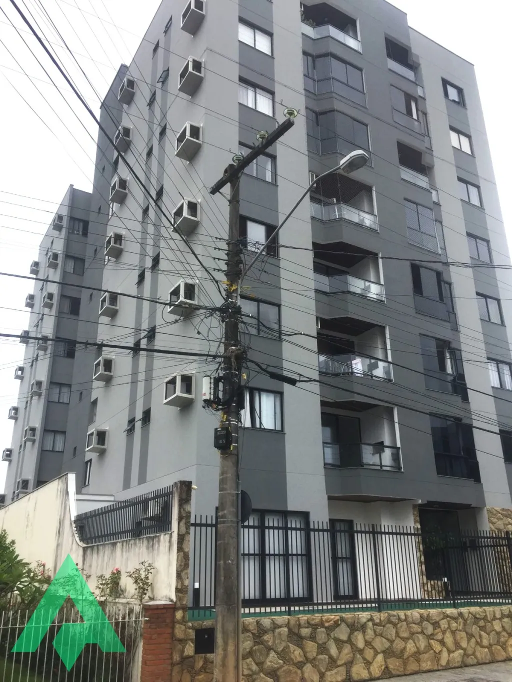 Apartamento semimobiliado com 3 dormitórios à venda, no Bairro Água Verde em Blumenau! - foto 1
