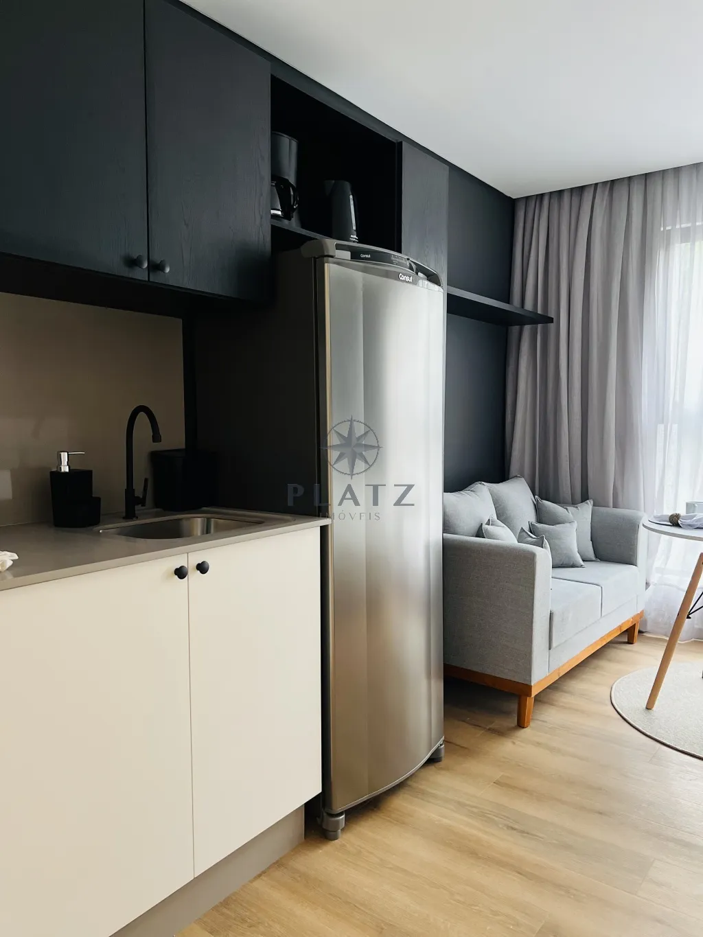 Venha morar em um loft novo, mobiliado e decorado, pronto para você se mudar e aproveitar o melhor da região de Blumenau, no edifício mais moderno e conectado. — foto 2