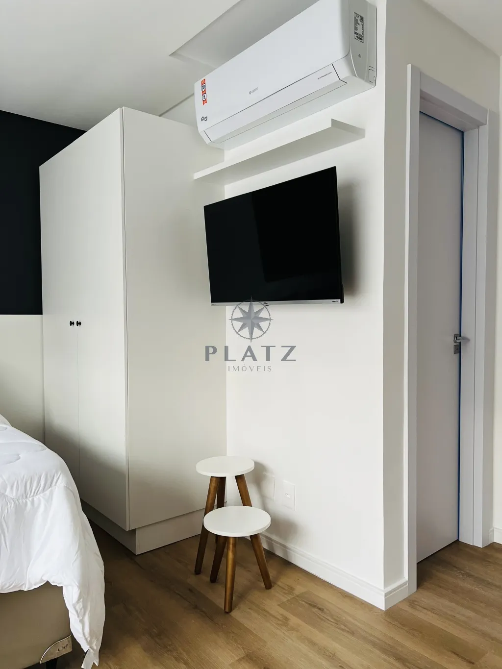 Venha morar em um loft novo, mobiliado e decorado, pronto para você se mudar e aproveitar o melhor da região de Blumenau, no edifício mais moderno e conectado. — foto 6